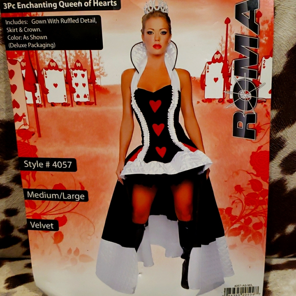 Enchanting Queen of Hearts costume from Roma